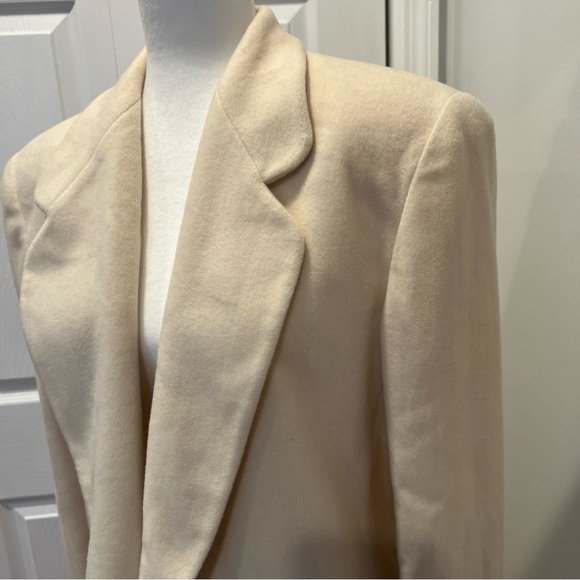 VTG Saks Fifth Avenue Overcoat Women Size 12 Cream Peacoat Wool Nylon cashmere - Picture 2 of 13